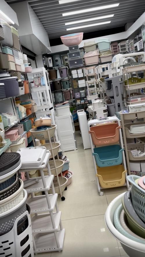 义乌鸿泰日用百货 小商品里的大乾坤